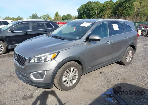 2016 Kia Sorento 2.4L Lx из США, поврежденный, VIN 5XYPGDA37GG049680